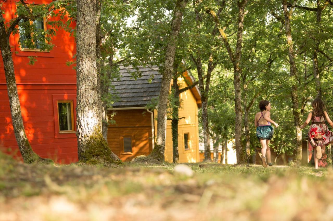 Le Bois De Faral Hotel Le Bastit Bagian luar foto