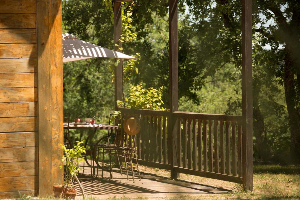 Le Bois De Faral Hotel Le Bastit Bagian luar foto